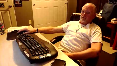 midwestdad09 online show from November 7, 12:46 am