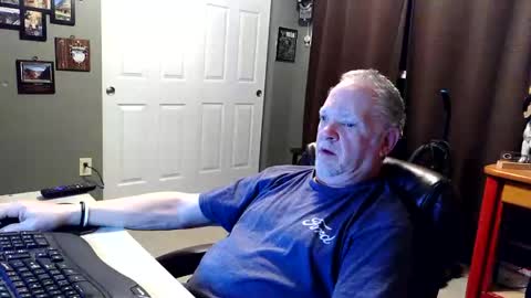 midwestdad09 online show from March 9, 10:09 am