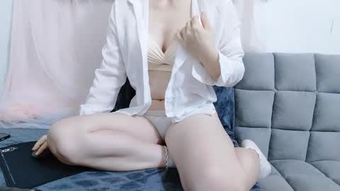 Mie online show from October 28, 2:34 am