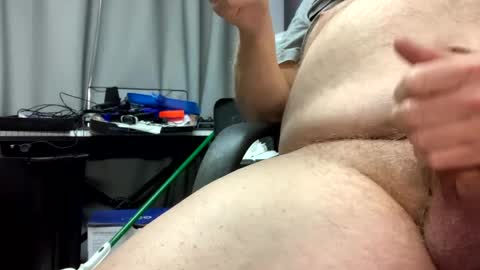 miggie001 online show from January 28, 2:53 pm