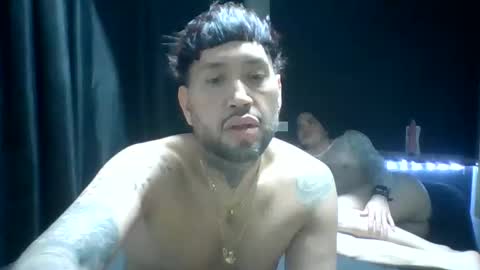 miguel05031985 online show from January 17, 1:59 am