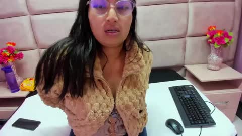 Snapshot of miha_smith chatting on September 16, 2:57 am Miha online show from September 16, 2:57 am