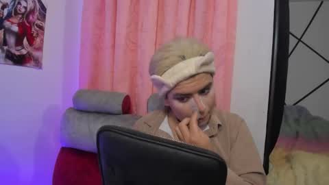 MIHAA-ADAMS online show from February 6, 8:44 pm