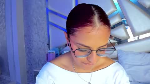 MIA 3 online show from February 21, 2:25 am