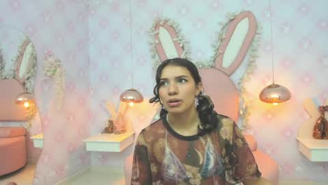 Mia Desire  online show from April 11, 6:51 am