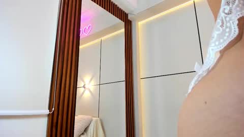    online show from December 16, 12:55 pm