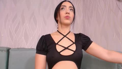 miia scoott  online show from September 29, 11:53 am