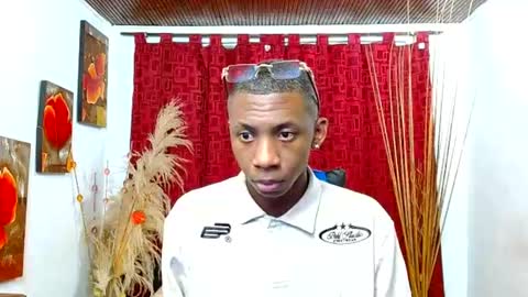 milo online show from February 18, 9:20 am