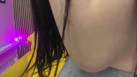 miilu  online show from November 21, 3:59 am