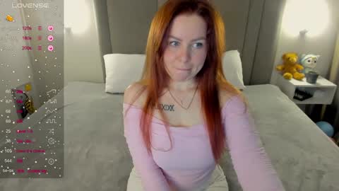 Mika online show from April 19, 2:01 am