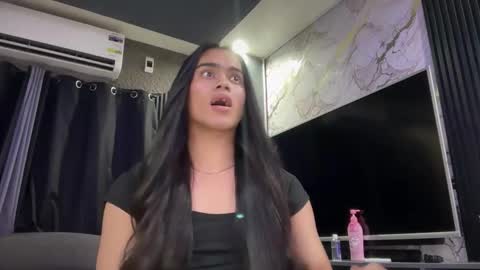 mika_pedersen online show from March 14, 8:35 pm