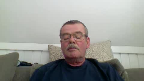 mikael42 online show from April 21, 12:56 pm