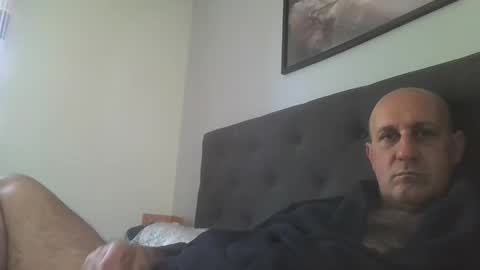 mikael_r52 online show from June 1, 11:00 am