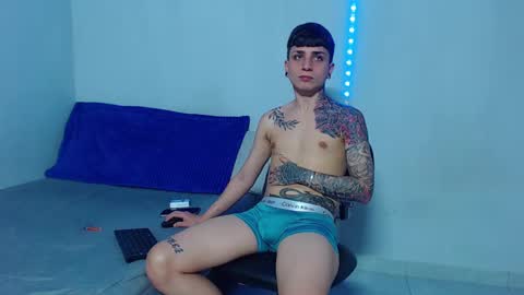 Mike IMDEPENDIENT MODEL online show from March 10, 4:14 pm