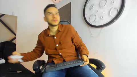 Mike  online show from January 19, 11:20 am