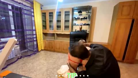 Mike and anna online show from March 7, 7:14 pm