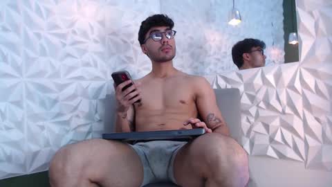 Mike online show from February 5, 6:37 pm