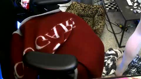 mike_davis44444 online show from February 28, 9:13 am