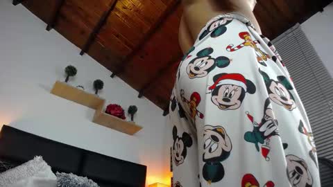  MIKE FOXXX online show from January 12, 3:57 am