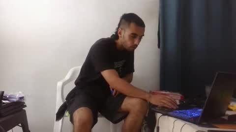 mike_leonrey22 online show from December 3, 12:09 am