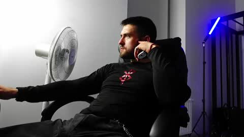 MIKE PLATANO online show from September 14, 8:54 pm