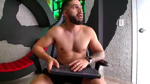 Mike Blare online show from January 9, 7:18 pm