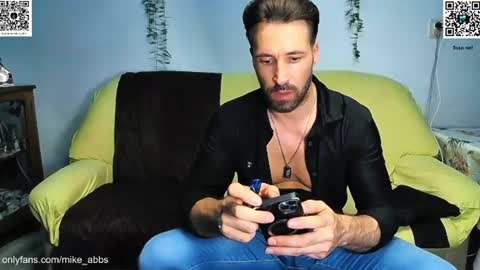 Mike    online show from August 8, 10:42 pm