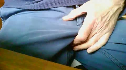 mikeybed online show from February 10, 1:03 pm