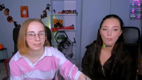 Miki online show from October 30, 4:29 pm