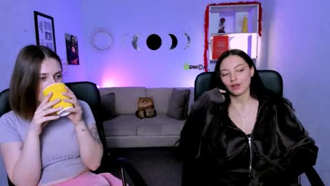 Miki online show from March 30, 5:40 am