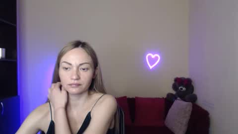 Adalina online show from May 7, 11:39 am