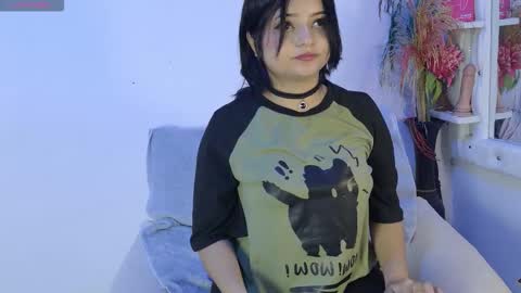 Mikoto Urb online show from February 6, 7:38 pm