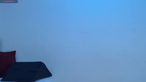 Mikoto Urb online show from December 18, 9:32 pm