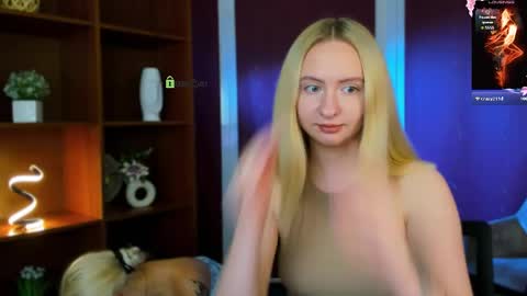 mila_glow online show from May 31, 7:15 pm