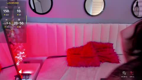 mila_hank online show from November 23, 1:53 pm