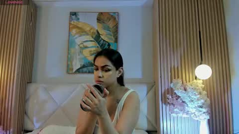mila_hank online show from March 26, 12:43 pm
