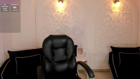 Mila online show from October 22, 2:15 am