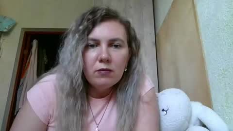 milacristalle online show from August 1, 12:07 pm