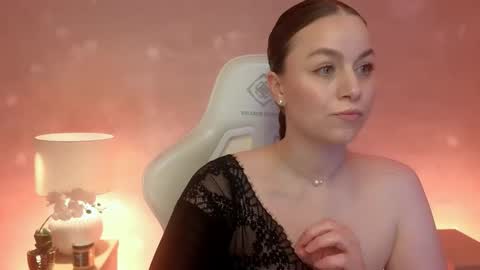 Mila Fleur online show from February 24, 3:26 pm