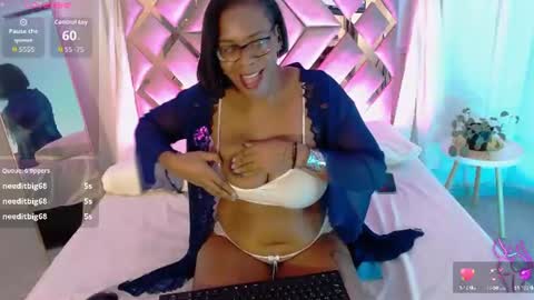 MilaMonroeXX online show from June 21, 9:16 am