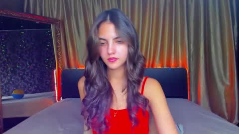 Snapshot of milana_crystal_ chatting on September 23, 7:24 am Milana online show from September 23, 7:24 am