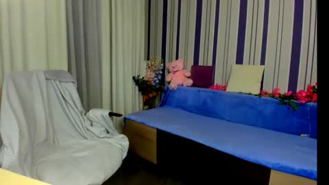 MilanaAlvis online show from November 20, 7:29 am