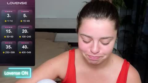 Snapshot of milania_hot_foxy chatting on October 3, 9:12 pm Mila online show from October 3, 9:12 pm