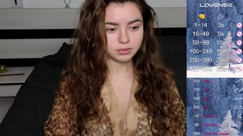 Snapshot of milania_hot_foxy chatting on December 11, 5:14 pm Mila online show from December 11, 5:14 pm