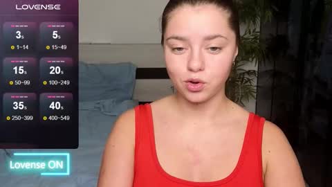Snapshot of milania_hot_foxy chatting on October 8, 5:19 pm Mila online show from October 8, 5:19 pm