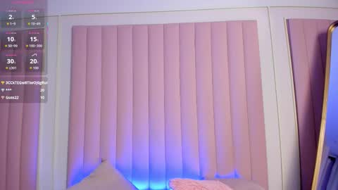 Snapshot of milaowens chatting on October 9, 11:59 am Sexy Mila online show from October 9, 11:59 am