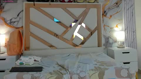 milarose_as online show from October 9, 9:31 pm