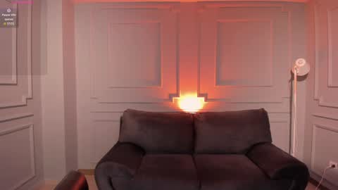 Mila  online show from February 1, 9:54 am