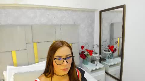 Cami  online show from July 19, 1:25 pm