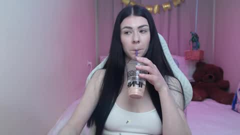 milasecretsss online show from April 16, 12:05 pm